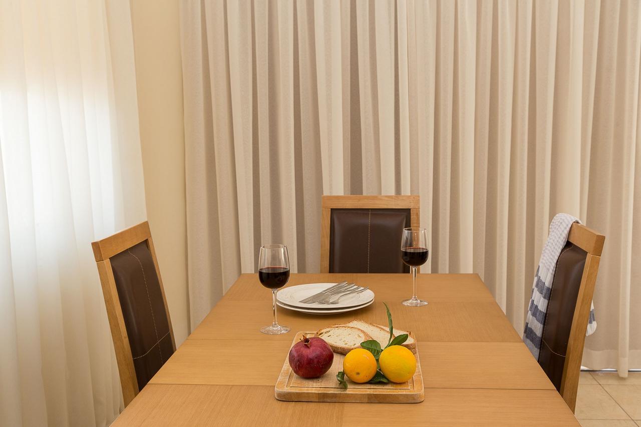 Coral Bay Sunbeam Villa Εξωτερικό φωτογραφία